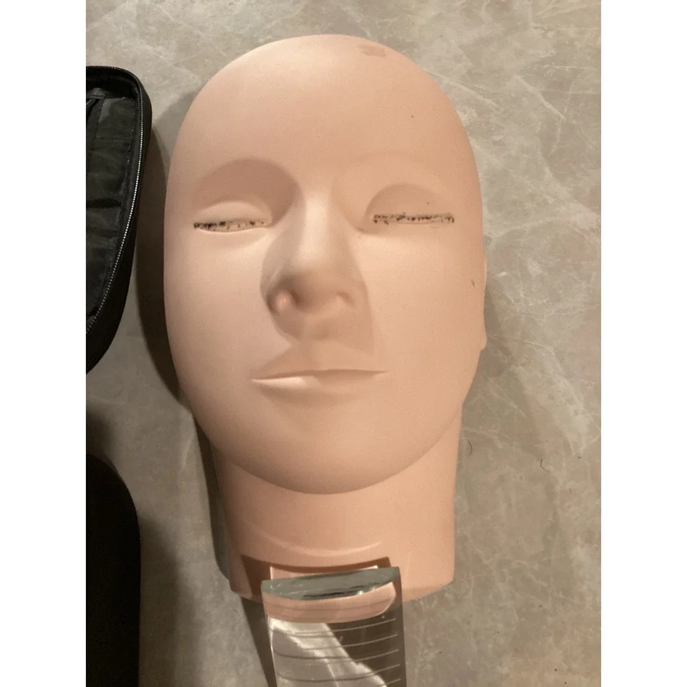 YEGI BEAUTY‎ Makeup Training Mannequin Head Practice Case Kit